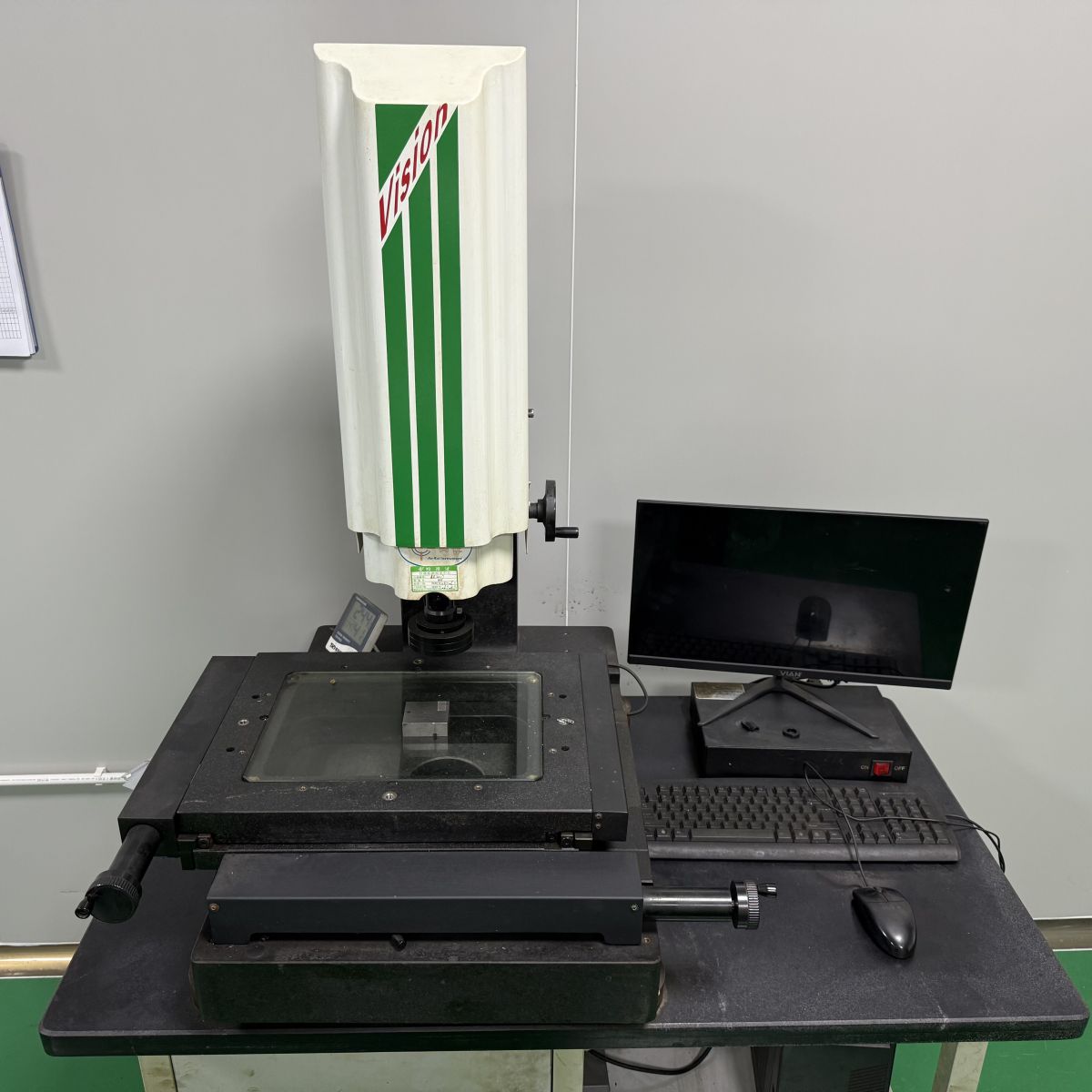 光學(xué)影像測(cè)量儀